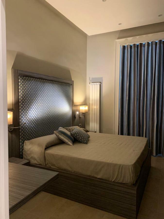 B&B Ausonia Suite Napoli Eksteriør billede